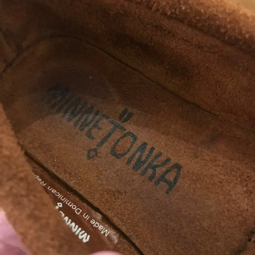 Kids beaded suede minnetonka moccasins